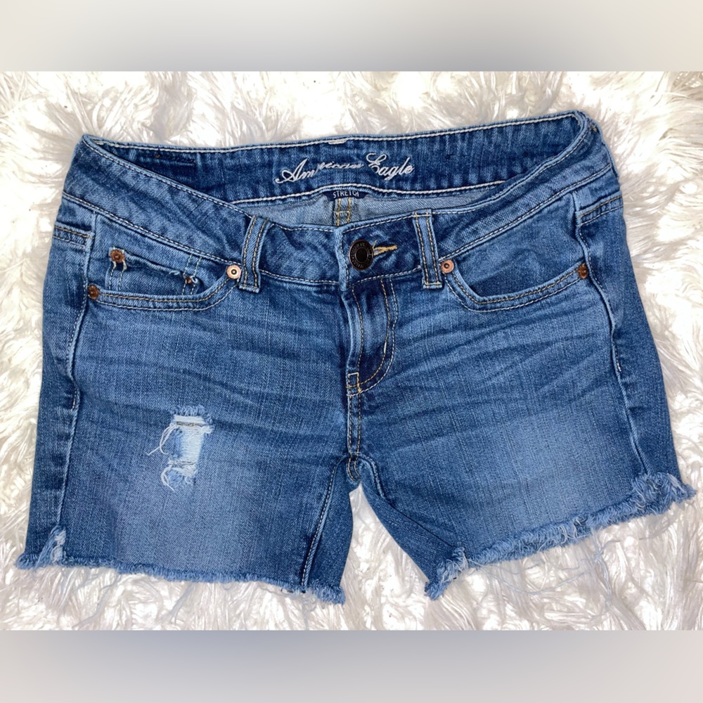 American Eagle Favorite Boyfriend Shorts